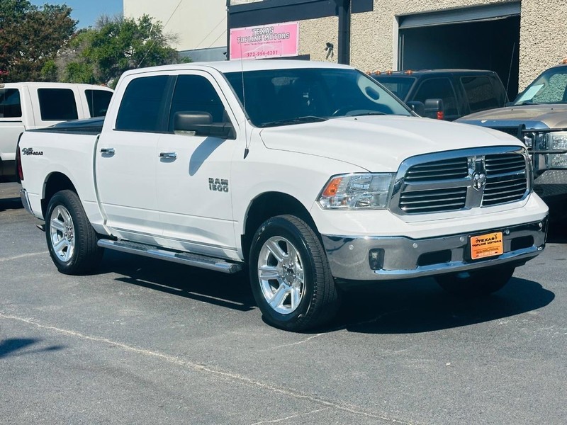 Ram 1500 Vehicle Full-screen Gallery Image 13
