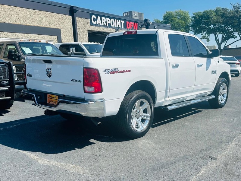 Ram 1500 Vehicle Full-screen Gallery Image 16