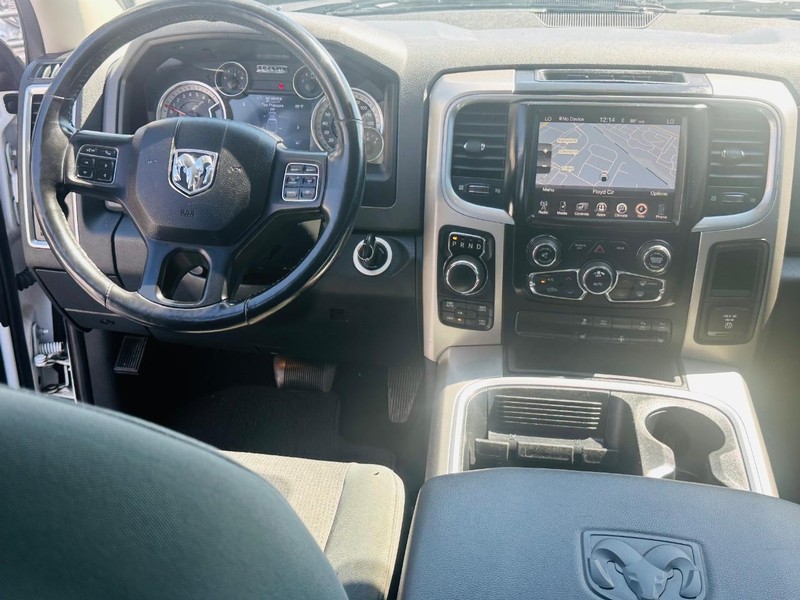 Ram 1500 Vehicle Full-screen Gallery Image 19