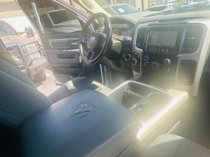 Ram 1500 Vehicle Full-screen Gallery Image 20