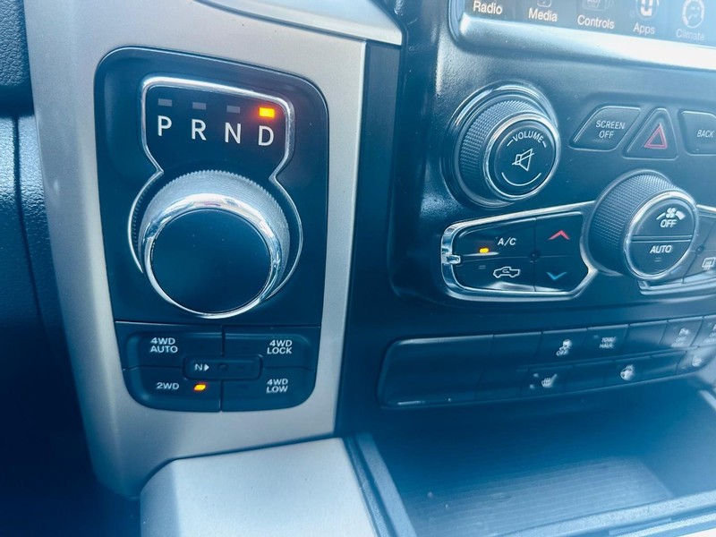 Ram 1500 Vehicle Full-screen Gallery Image 26