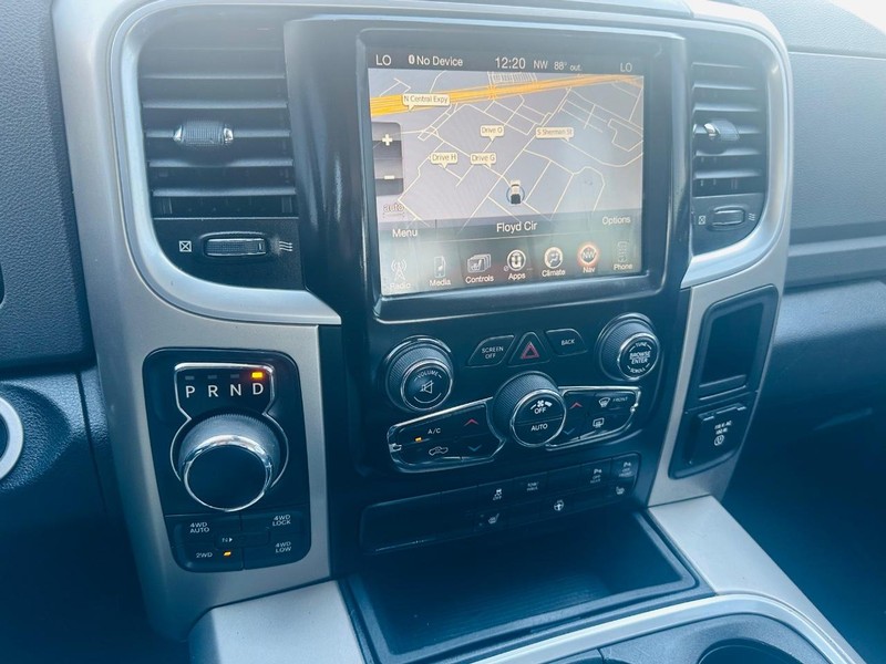 Ram 1500 Vehicle Full-screen Gallery Image 27