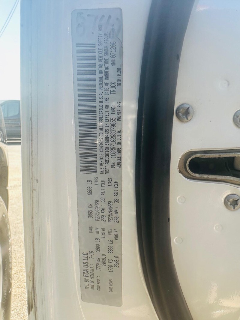 Ram 1500 Vehicle Full-screen Gallery Image 30