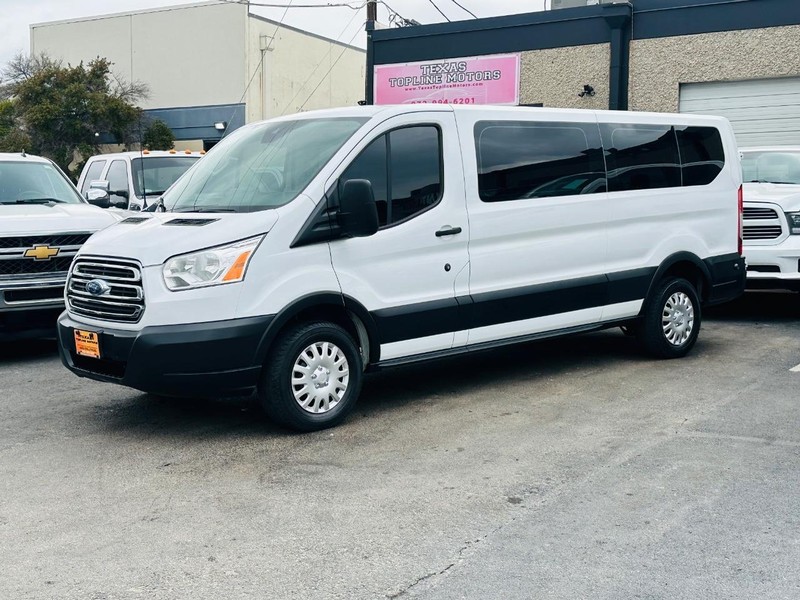 Ford Transit Passenger Wagon Vehicle Full-screen Gallery Image 02