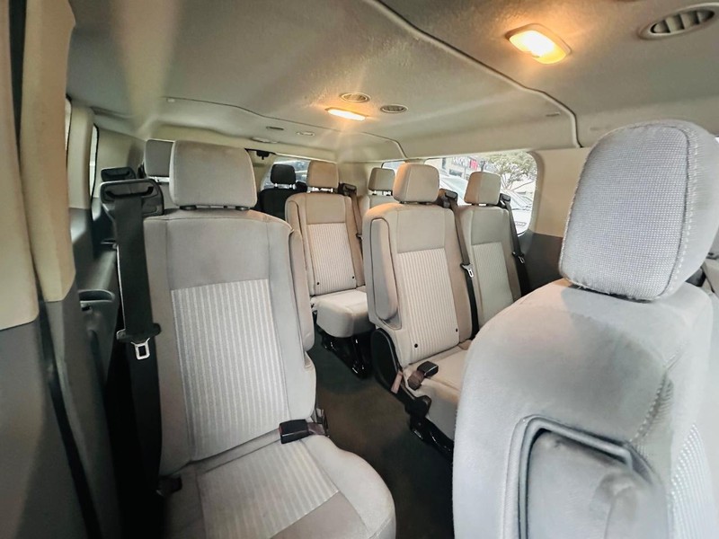 Ford Transit Passenger Wagon Vehicle Full-screen Gallery Image 13