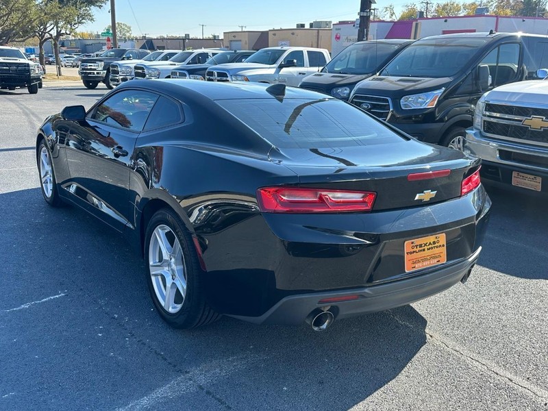2016 Chevrolet Camaro 1LT photo 6