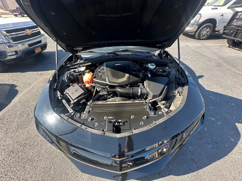 2016 Chevrolet Camaro 1LT photo 21