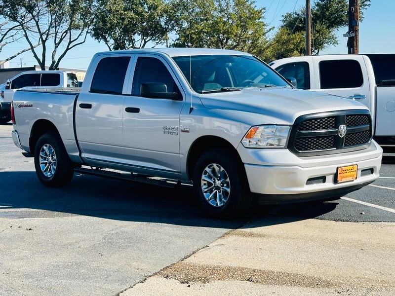 Ram 1500 Vehicle Full-screen Gallery Image 15