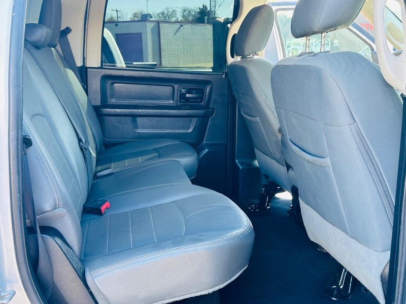 Ram 1500 Vehicle Full-screen Gallery Image 20