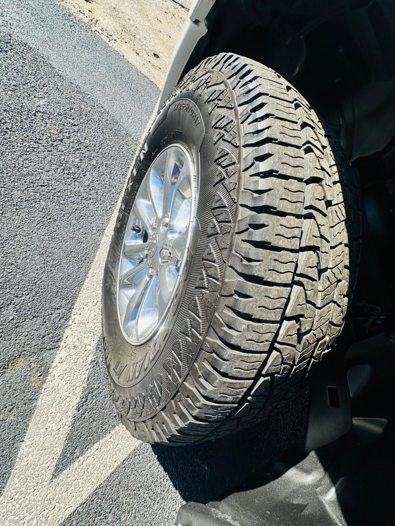 Ram 1500 Vehicle Full-screen Gallery Image 29