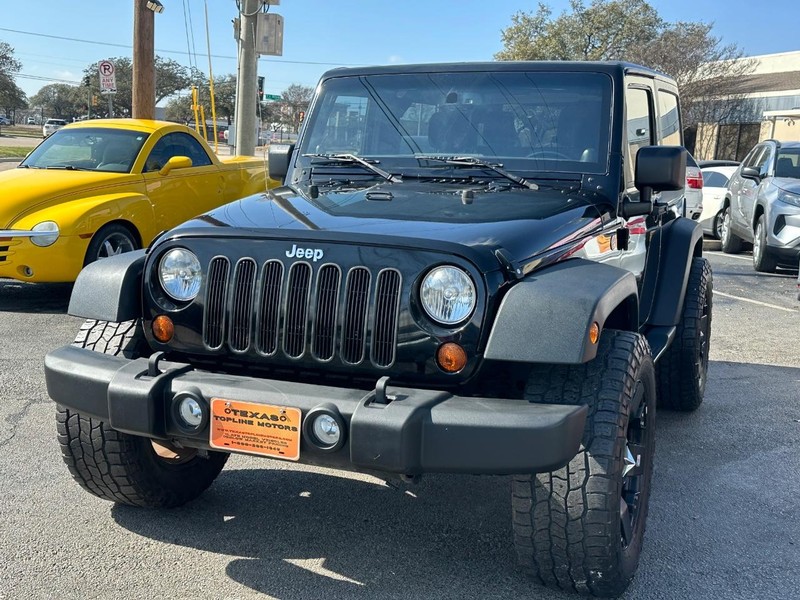 Jeep Wrangler Vehicle Full-screen Gallery Image 02