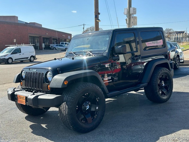 Jeep Wrangler Vehicle Full-screen Gallery Image 05