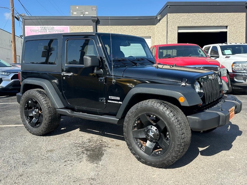 Jeep Wrangler Vehicle Full-screen Gallery Image 12