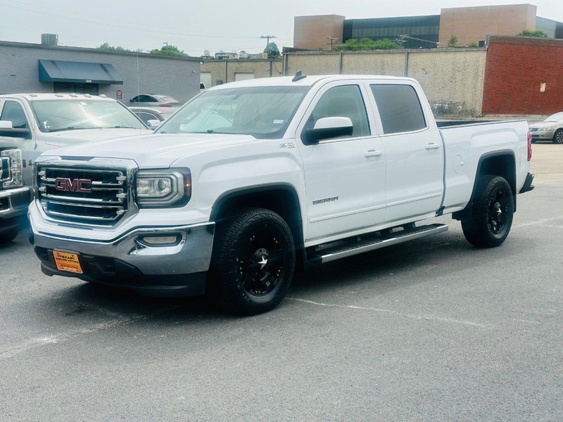 GMC Sierra 1500 Vehicle Full-screen Gallery Image 6