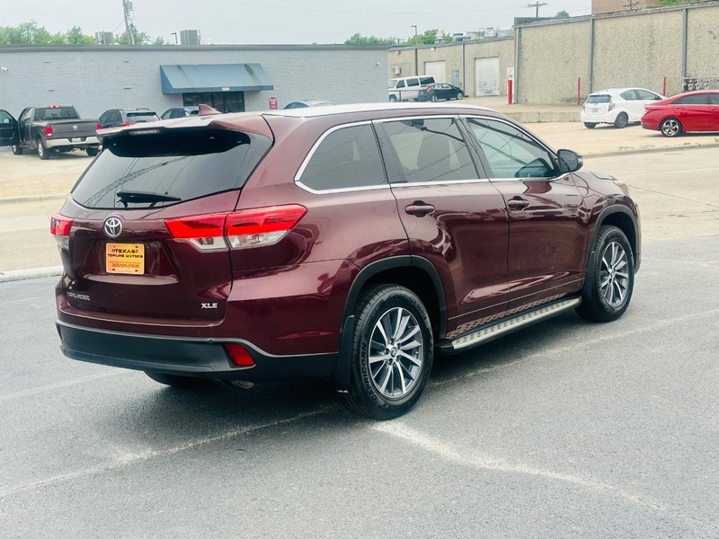 2018 Toyota Highlander XLE photo 7