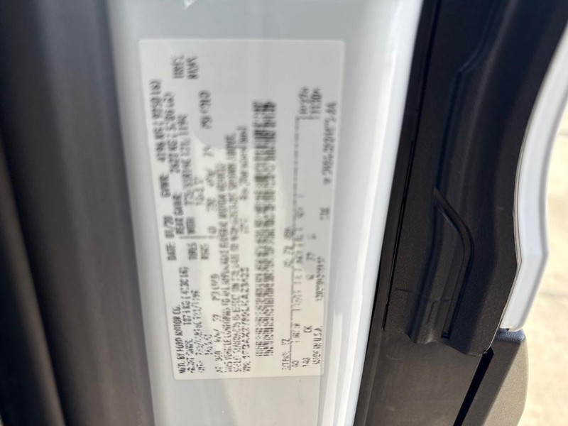 Ford Transit Passenger Wagon Vehicle Full-screen Gallery Image 6