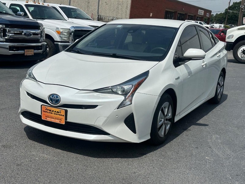 2018 Toyota Prius Two photo 2