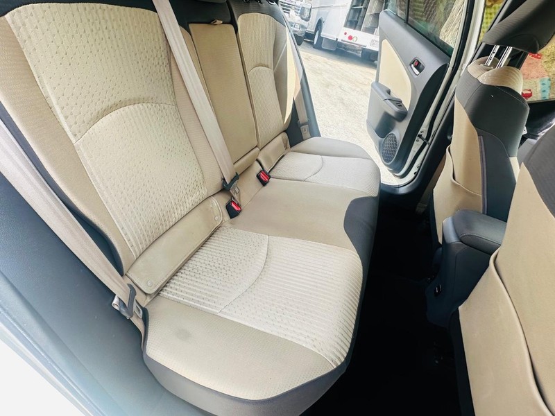 2018 Toyota Prius Two photo 20