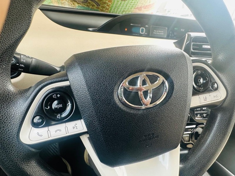 2018 Toyota Prius Two photo 30