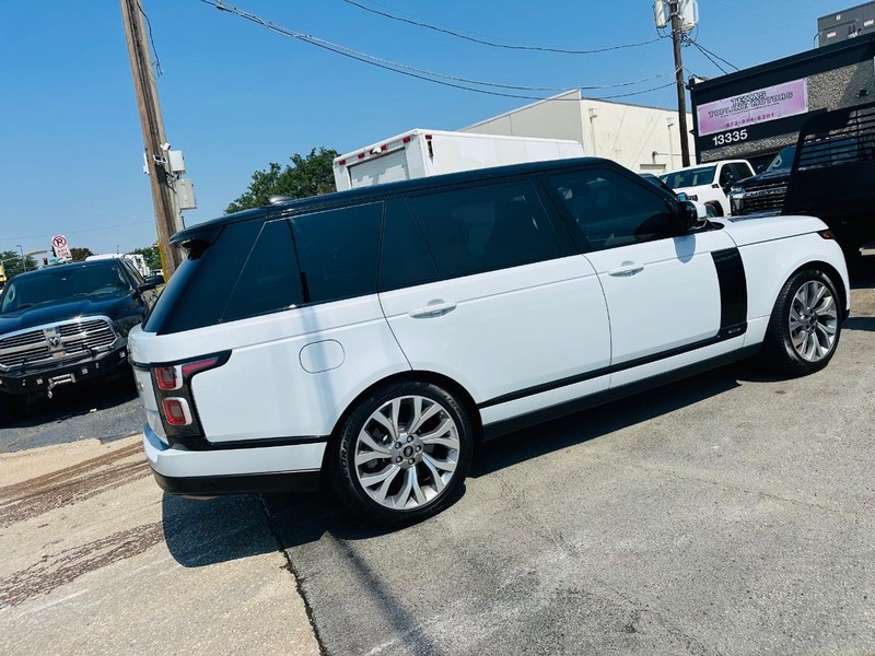 Land Rover Range Rover Vehicle Full-screen Gallery Image 2