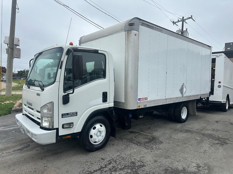 2011 Isuzu NPR photo 6