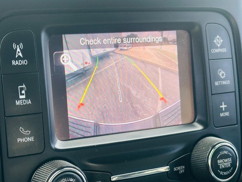 Ram 2500 Vehicle Full-screen Gallery Image 30