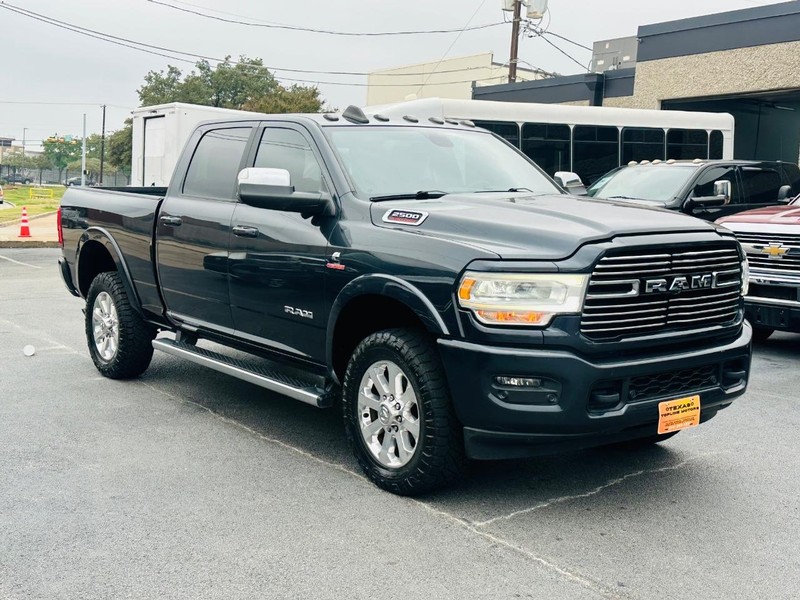 2019 Ram 2500 Laramie photo 4