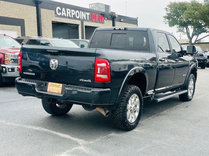 Ram 2500 Vehicle Full-screen Gallery Image 12