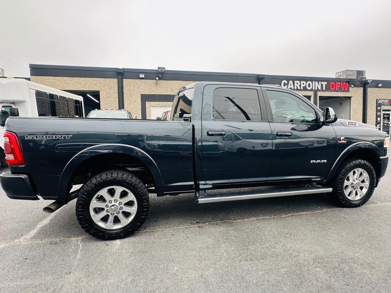 Ram 2500 Vehicle Full-screen Gallery Image 15