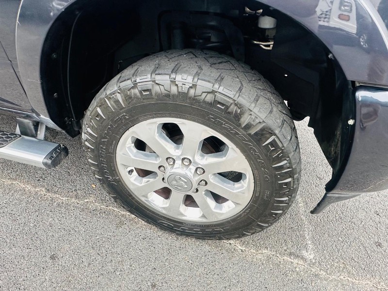 Ram 2500 Vehicle Full-screen Gallery Image 19