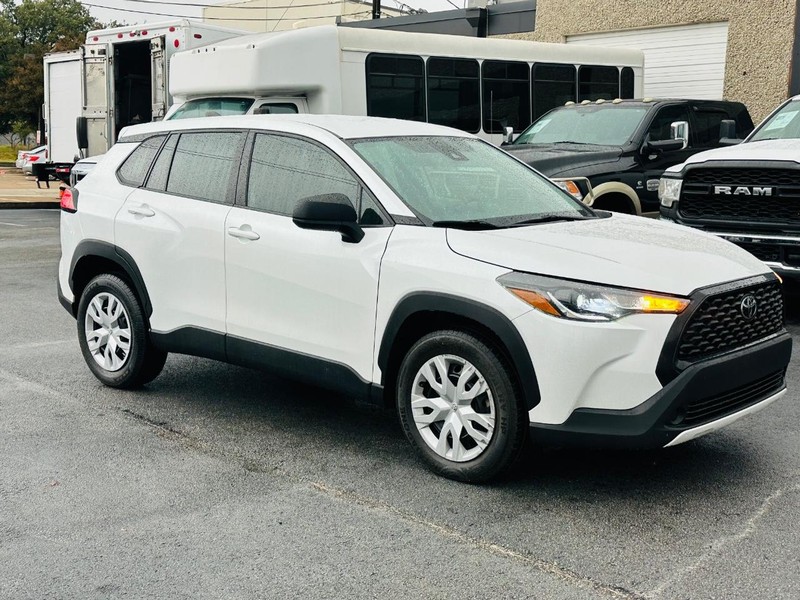 2022 Toyota Corolla Cross L photo 4