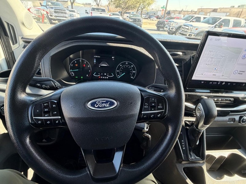 Ford Transit Passenger Wagon Vehicle Full-screen Gallery Image 17