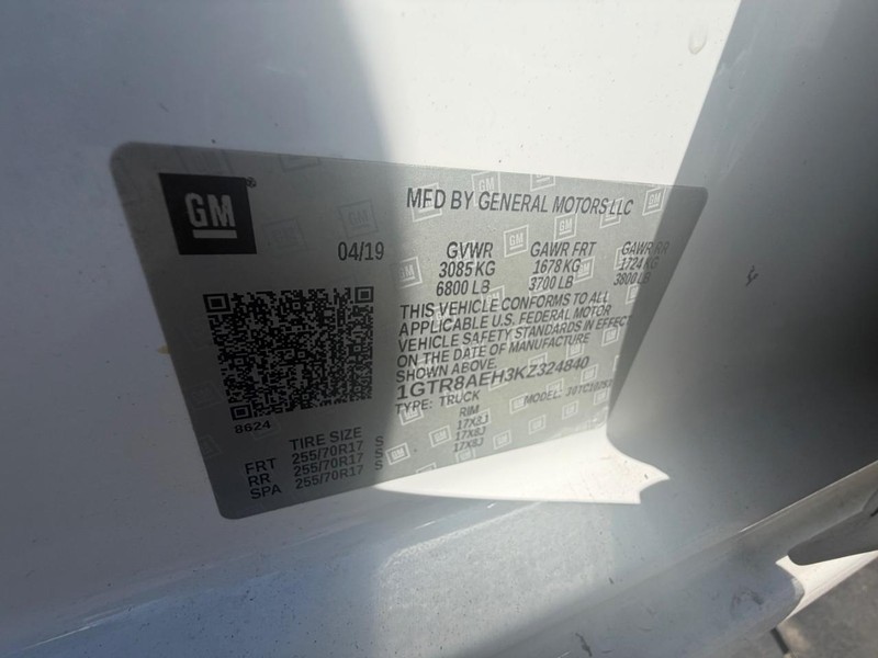 GMC Sierra 1500 Vehicle Full-screen Gallery Image 25