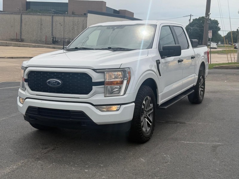Ford F-150 Vehicle Full-screen Gallery Image 05