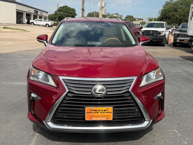 Lexus RX Vehicle Full-screen Gallery Image 02