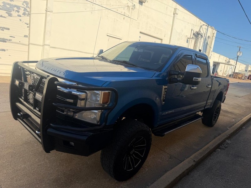 Ford Super Duty F-250 SRW Vehicle Full-screen Gallery Image 10