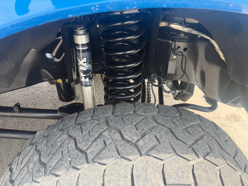 Ford Super Duty F-250 SRW Vehicle Full-screen Gallery Image 29