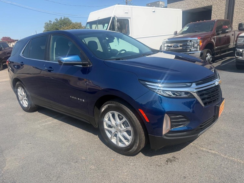 Chevrolet Equinox Vehicle Full-screen Gallery Image 03