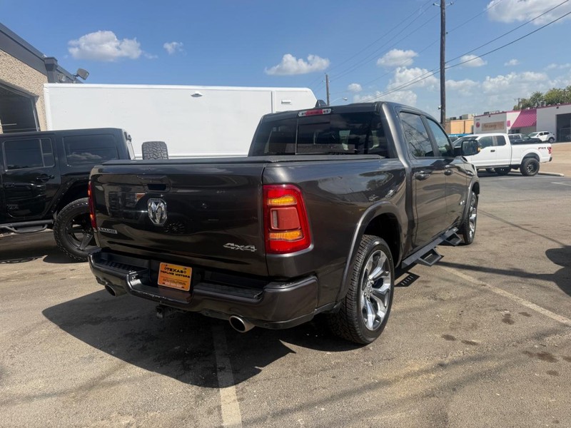 Ram 1500 Vehicle Full-screen Gallery Image 06