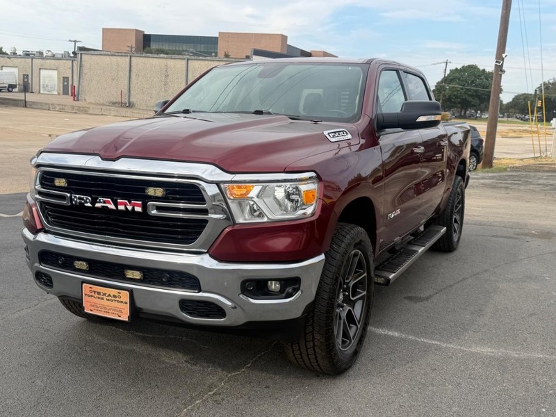 Ram 1500 Vehicle Full-screen Gallery Image 02