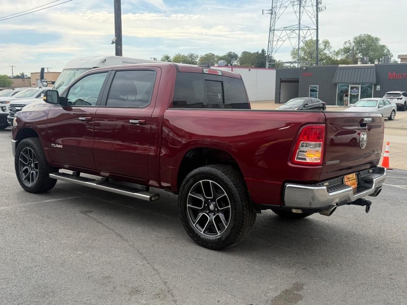 Ram 1500 Vehicle Full-screen Gallery Image 11