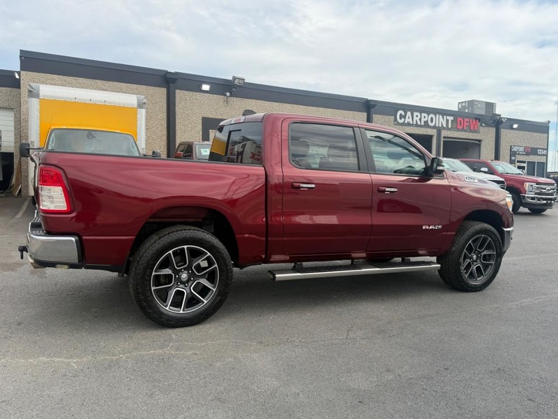 Ram 1500 Vehicle Full-screen Gallery Image 12