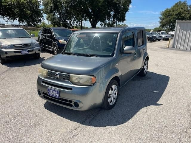 more details - nissan cube