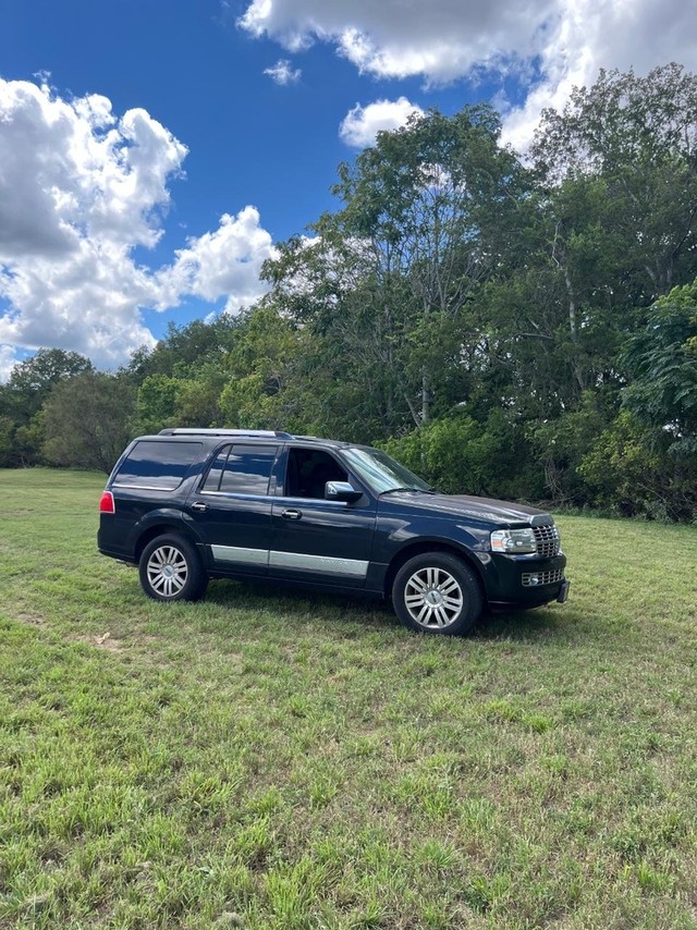 more details - lincoln navigator