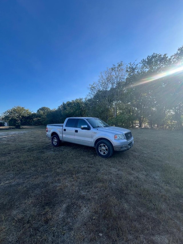 2005 Ford F-150 2WD XLT SuperCrew at Texas Trucks in Kerrville TX