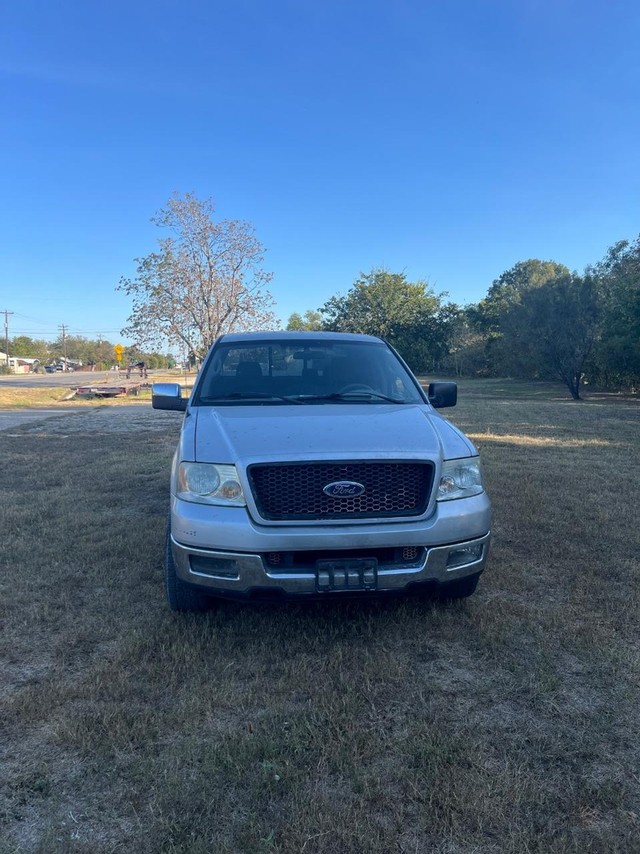 Ford F-150 Vehicle Full-screen Gallery Image 02