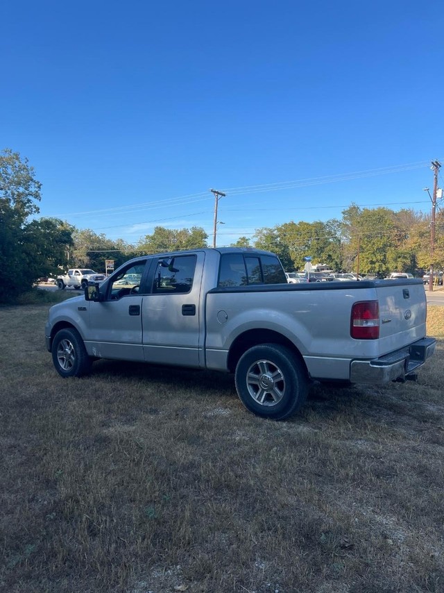 Ford F-150 Vehicle Full-screen Gallery Image 04