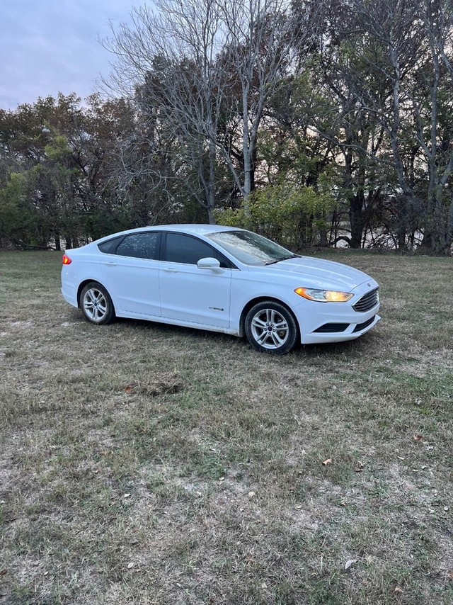 2018 Ford Fusion Hybrid SE at Texas Trucks in Kerrville TX