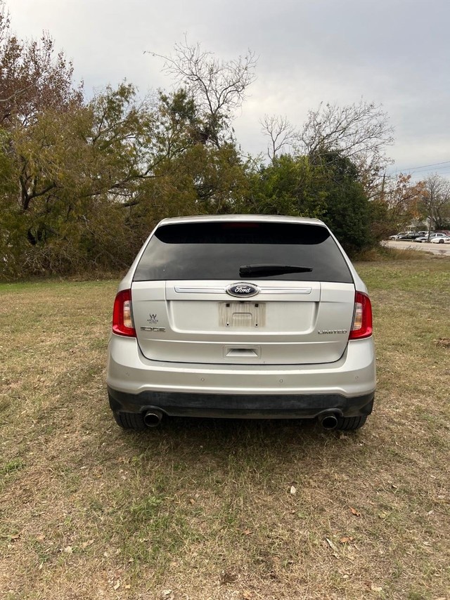 Ford Edge Vehicle Full-screen Gallery Image 05