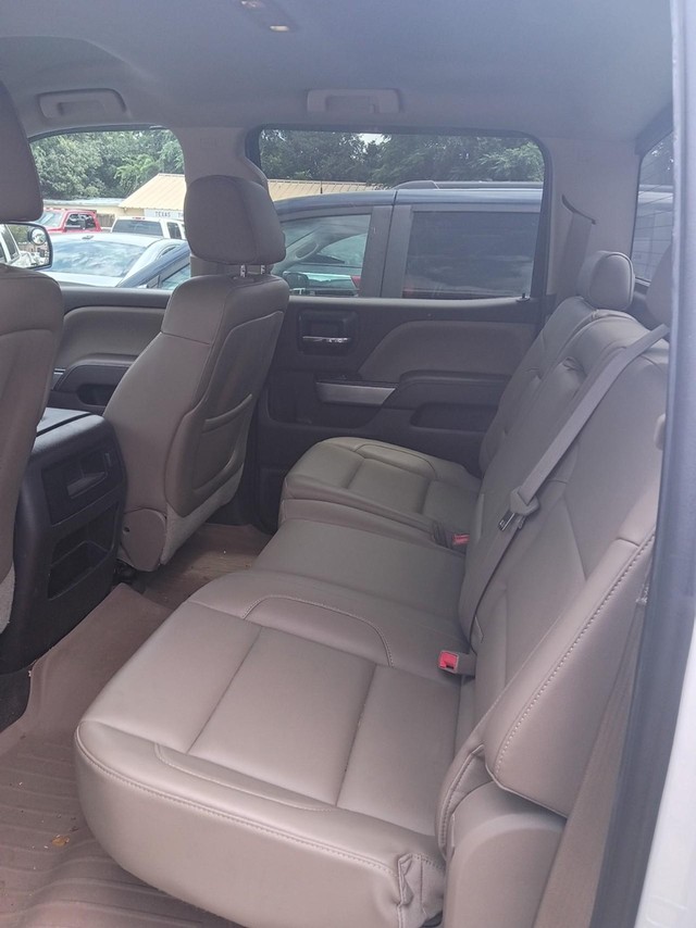 Chevrolet Silverado 1500 Vehicle Full-screen Gallery Image 06